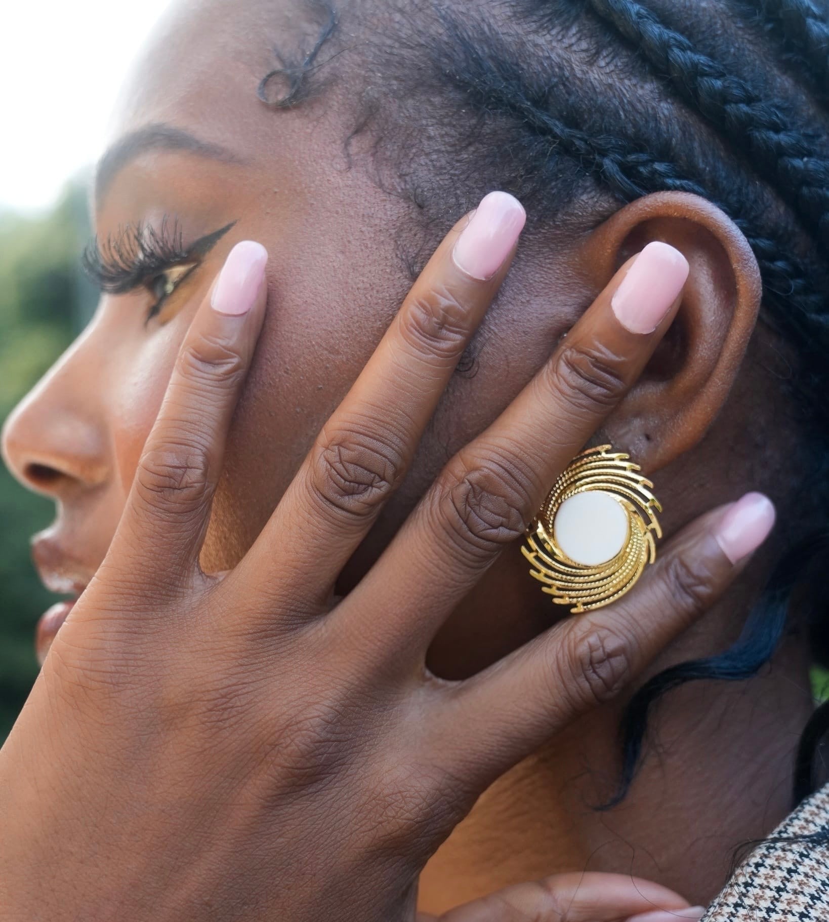 Solara Studs