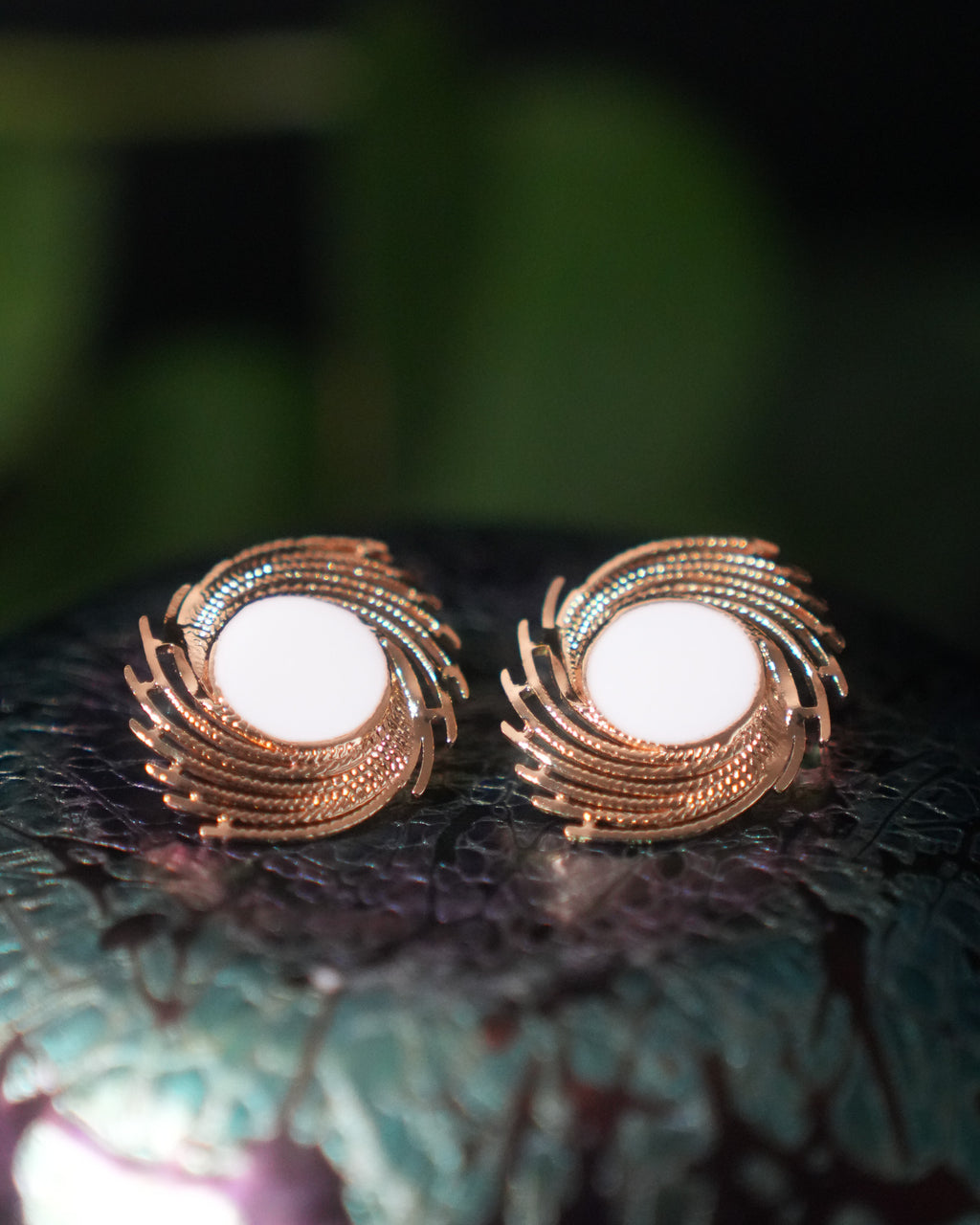 Solara Studs