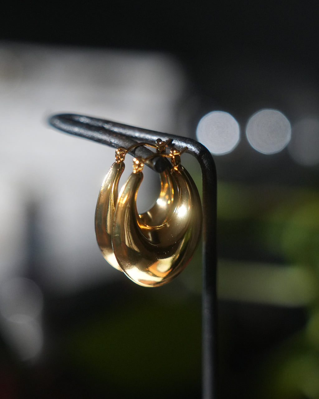 Mila Hoops